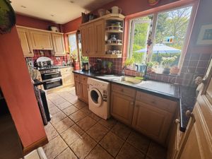 Photo 8- click for photo gallery